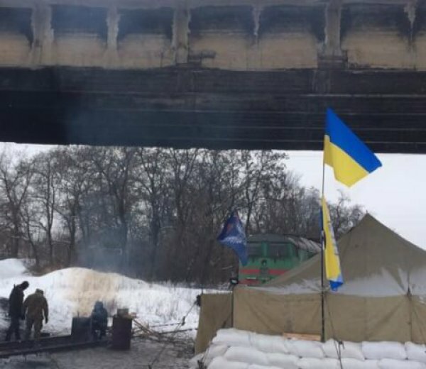 Донецкая областная организация ПП «Наш край» обратилась к депутатам по поводу урегулирования ситуации, связанной с блокадой железнодорожных путей